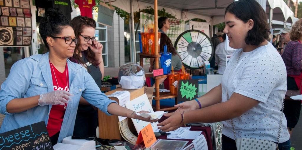 duck and decanter 2 Frank Lloyd Wright Foundation