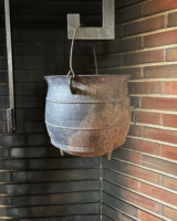 The original kettle in close up.