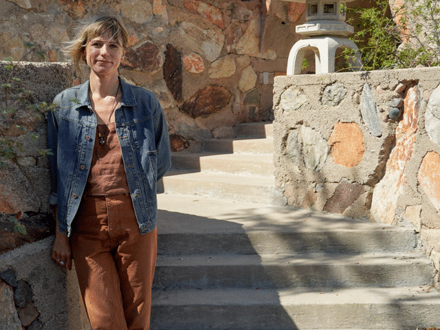 Artist Erika Lynne Hanson at Taliesin West