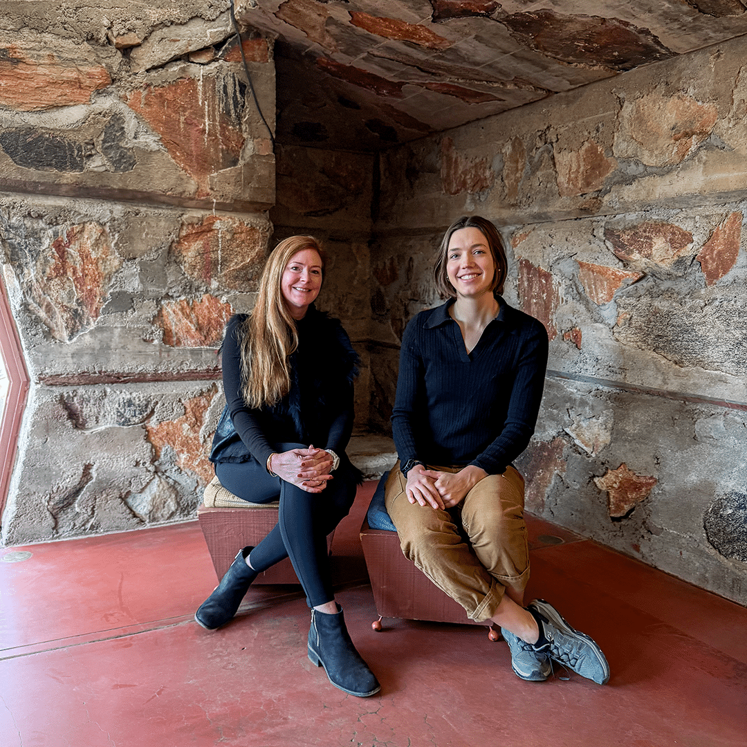 Jennifer Gray and Rebecca Barron