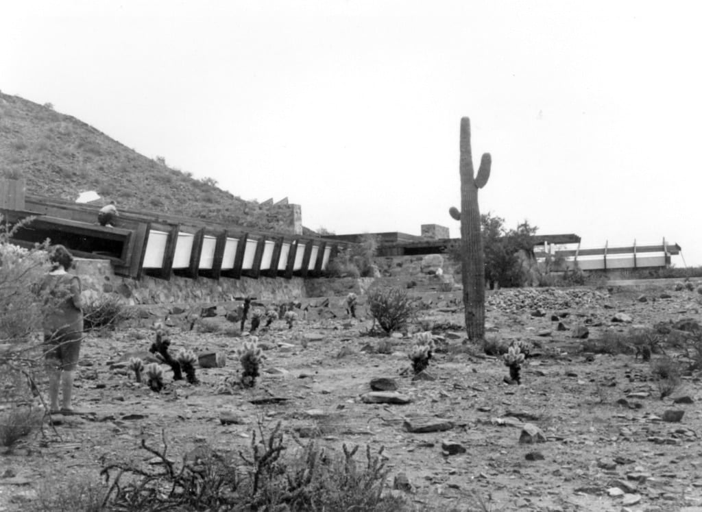 Drafting studio from west desert, ca. 1940. Photo: Cornelia Brierly, 3803.0131